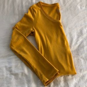 3/$15 Merona mustard yellow long sleeve v-neck tee